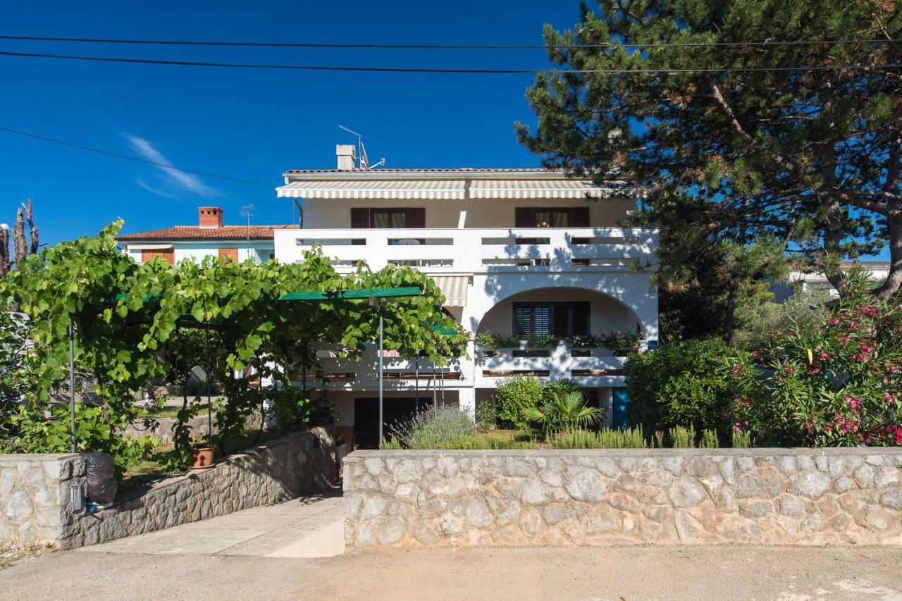 Apartmani Anita Punat Buitenkant foto